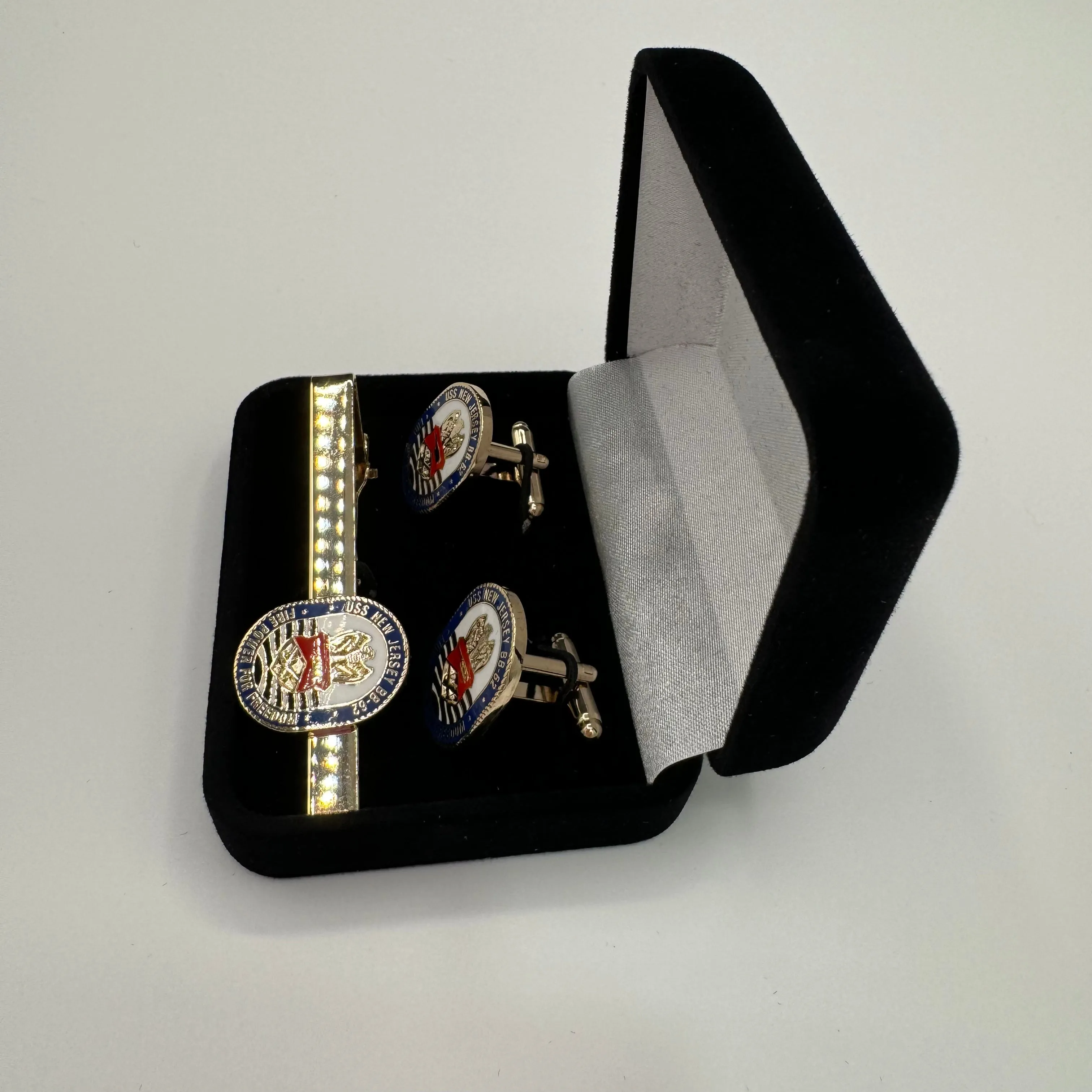 Crest Tie Bar and Cufflink Set