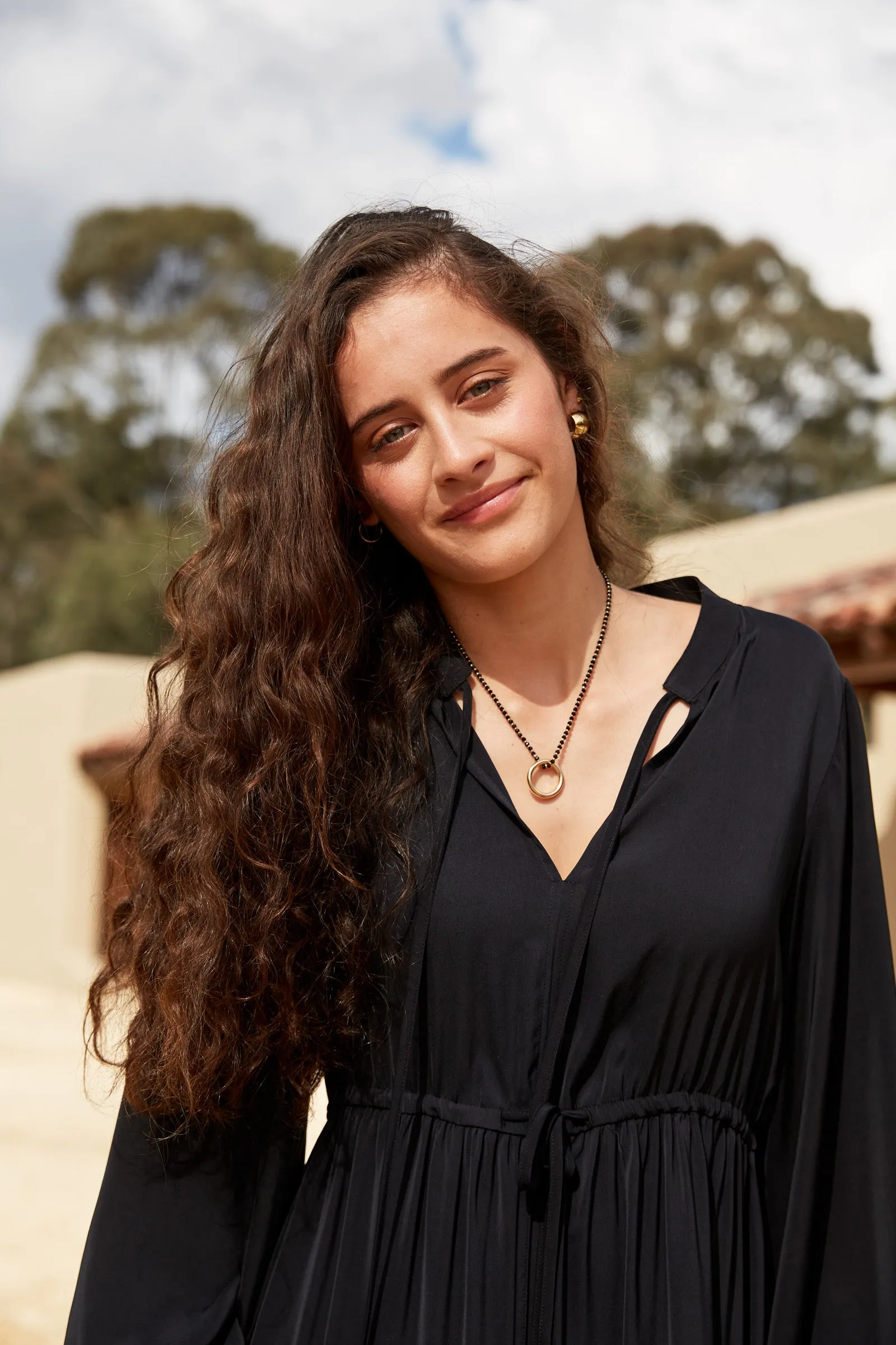 Irula Necklace - Gold Loop