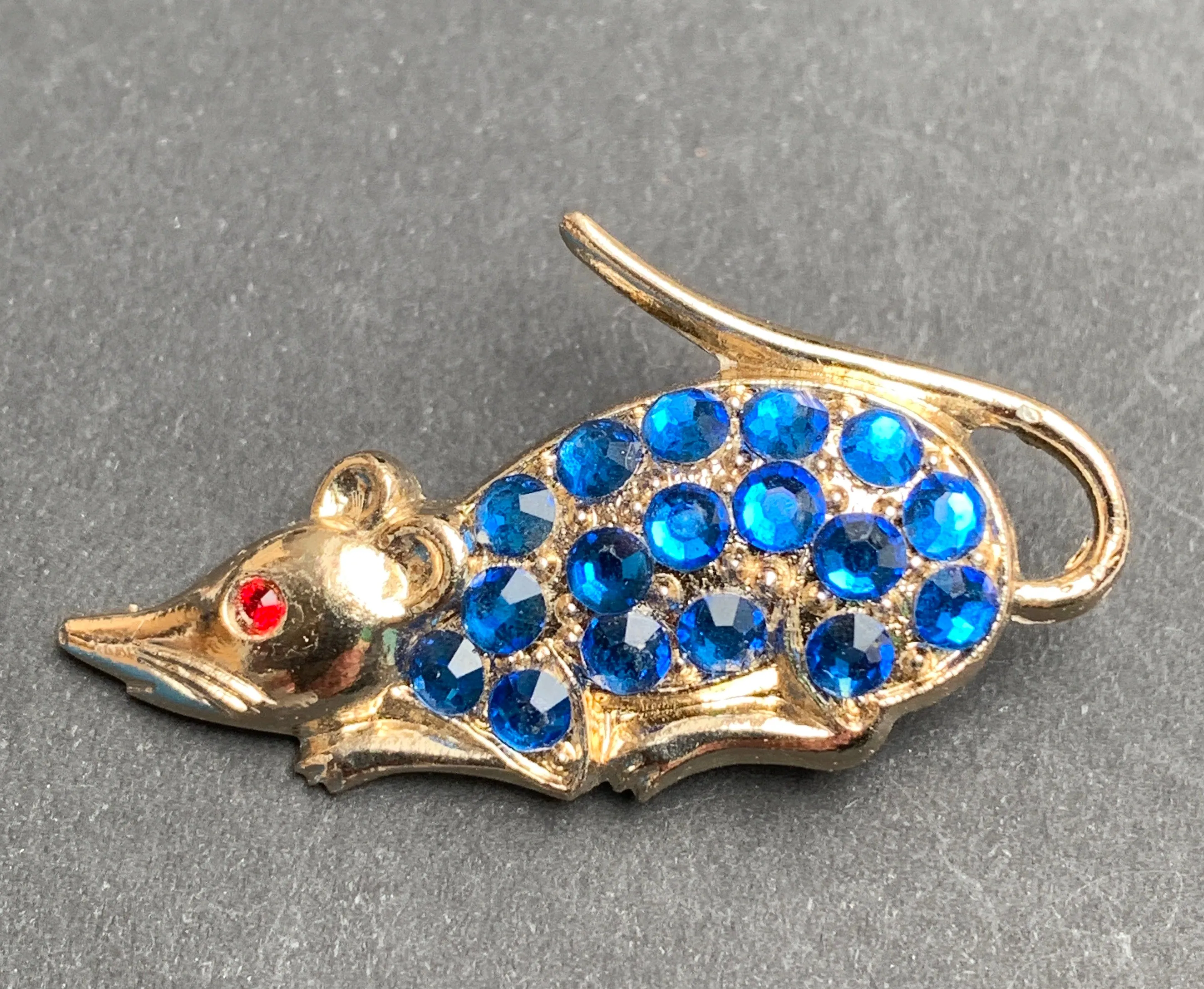 Sparkly Little Mouse Friends...1950s Brooches to Brighten Your Days...